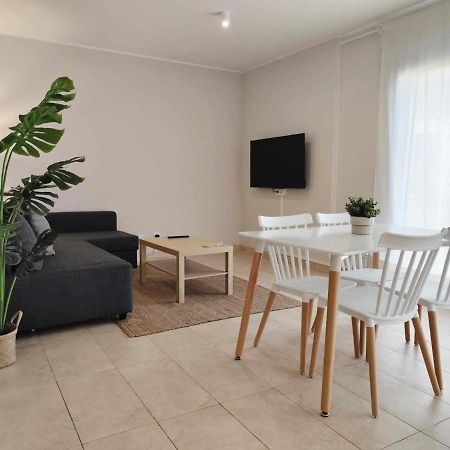 Mazi Apartments Havana ماتارو المظهر الخارجي الصورة