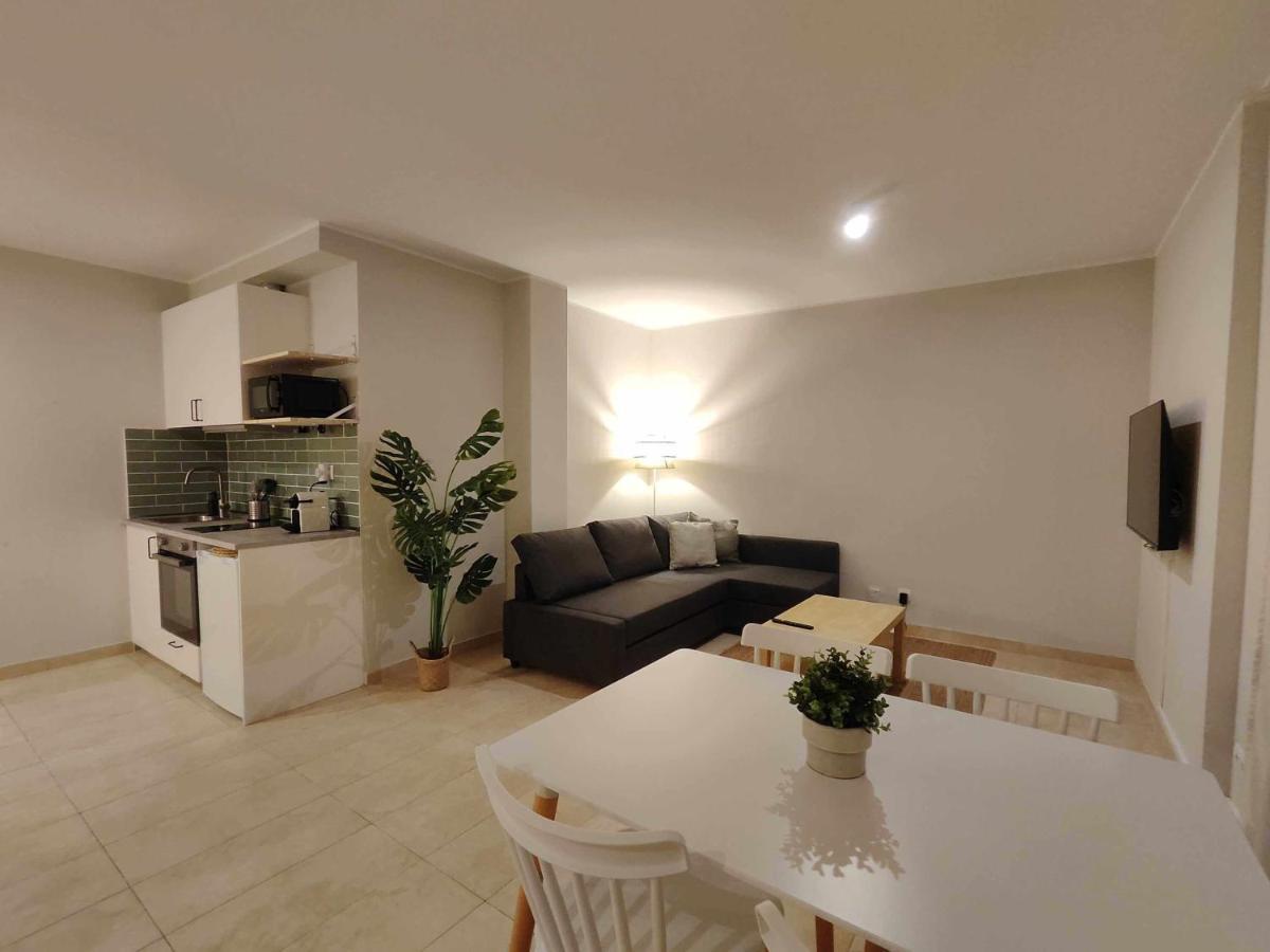 Mazi Apartments Havana ماتارو المظهر الخارجي الصورة