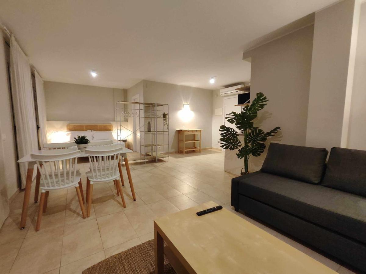 Mazi Apartments Havana ماتارو المظهر الخارجي الصورة