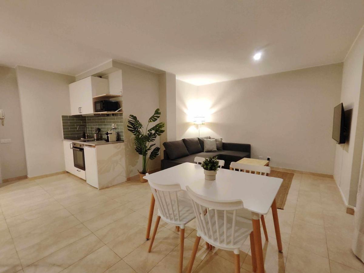 Mazi Apartments Havana ماتارو المظهر الخارجي الصورة