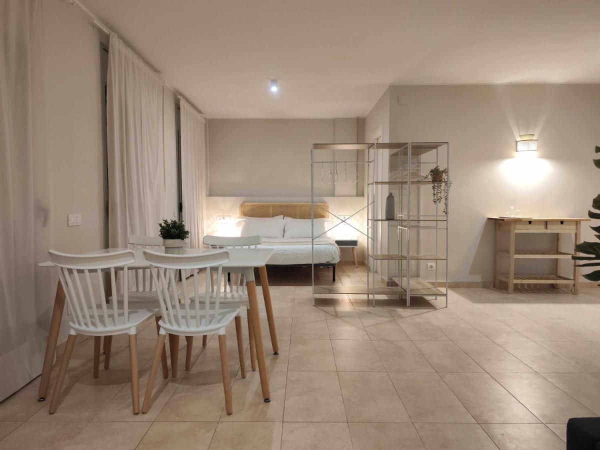 Mazi Apartments Havana ماتارو المظهر الخارجي الصورة