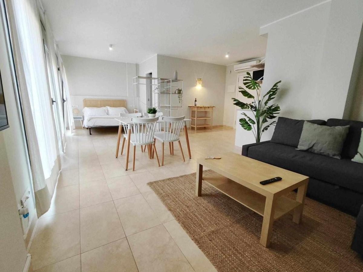 Mazi Apartments Havana ماتارو المظهر الخارجي الصورة